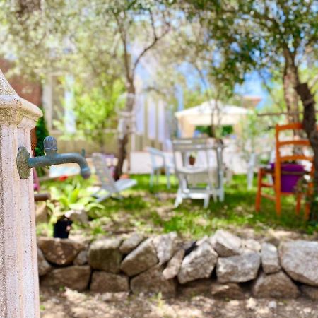 Villa Rocco Rooms Santa Teresa Gallura Buitenkant foto